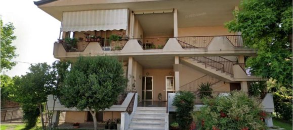 5 bedrooms Apartment in Lendinara, Italy No. 318453 23