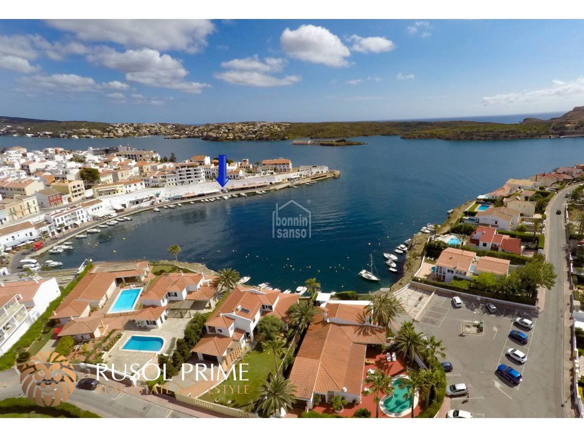 120m² Commercial property in Es Castell, Spain No. 2063