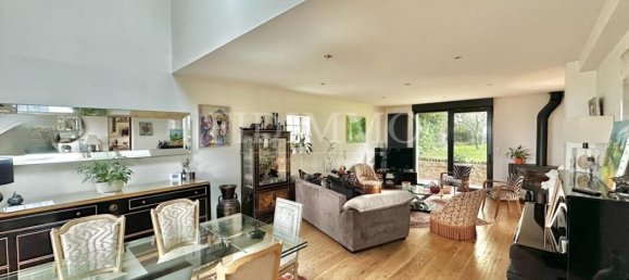 3 bedrooms House in Chennevieres-sur-Marne, France No. 164288 10