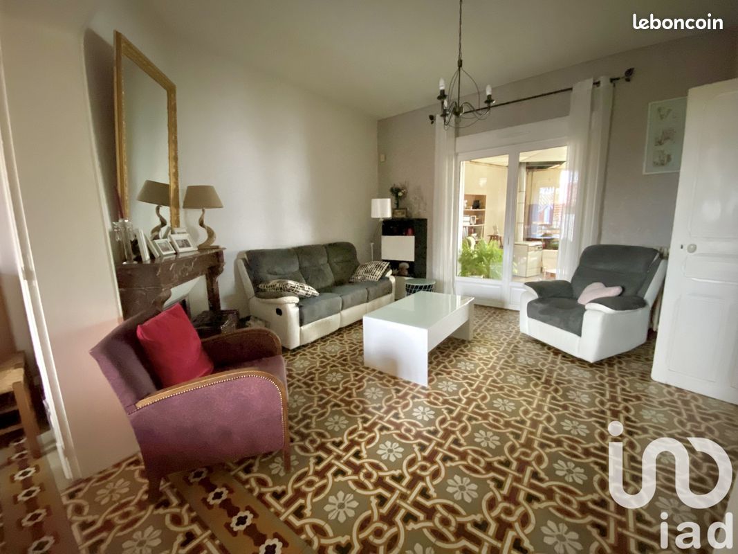 5 bedrooms House in Vitry-le-Francois, France No. 156542