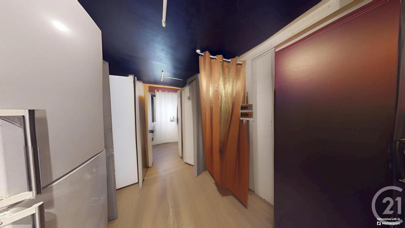 1 bedroom Apartment in Paris, France No. 298103