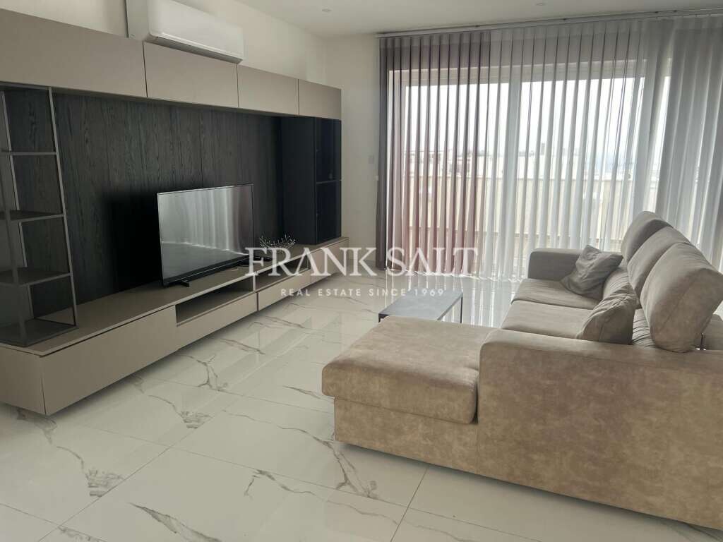 Penthouse T2 em Swieqi, Malta N.º 10491