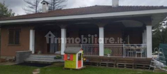 Apartamento de 6 dormitorios en Brinzio, Italy No. 200833 17