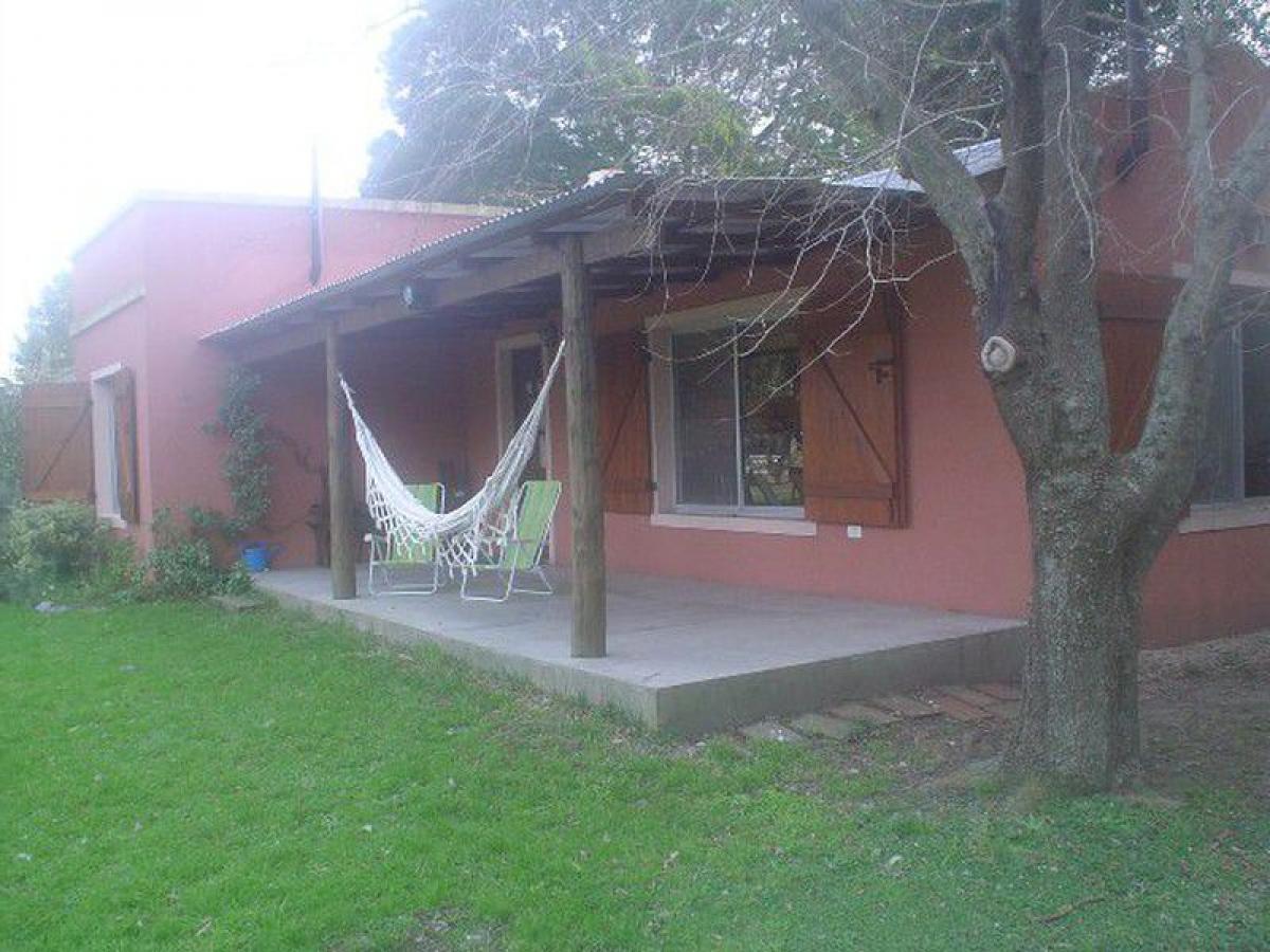 Casa T2 em Chascomus, Argentina N.º 56197