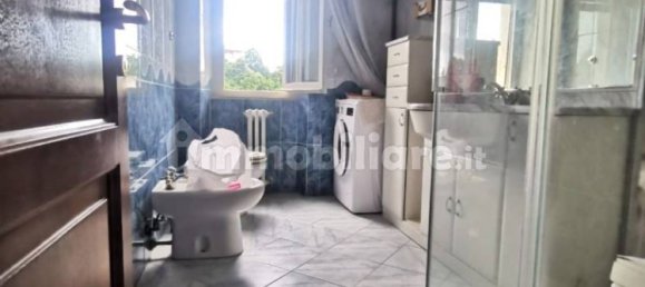 Квартира с 2 спальнями в Ареццо, Италия № 281023 14