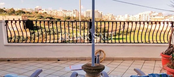 2 bedrooms Maisonette in Saint Julian's, Malta No. 10436 2