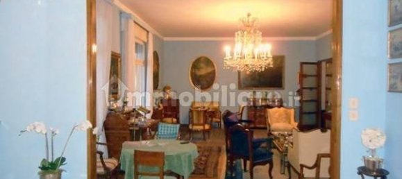 4 bedrooms Apartment in Padua, Italy No. 72326 3
