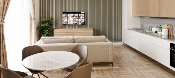 6 rooms Apartment in Florence, Italy No. 44490 8