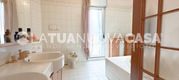 2 غرف نوم شقة في Cesano Boscone, Italy رقم 341930 28