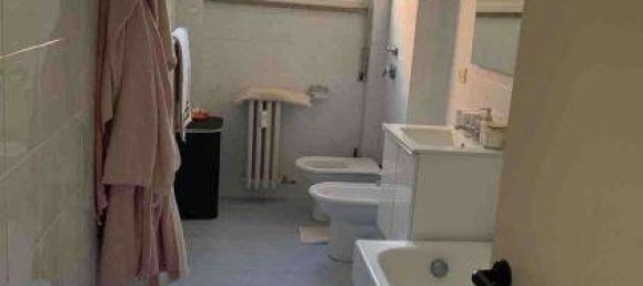 Apartamento de 3 dormitorios en Limbiate, Italy No. 268300 10