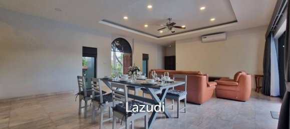 5 bedrooms Cafe / restaurant in Pattaya, Thailand No. 23950 4