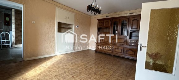 3 Schlafzimmer Haus in Avril, France, Nr. 254992 7