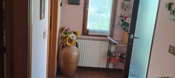 3 bedrooms Apartment in Spoleto, Italy No. 204060 10