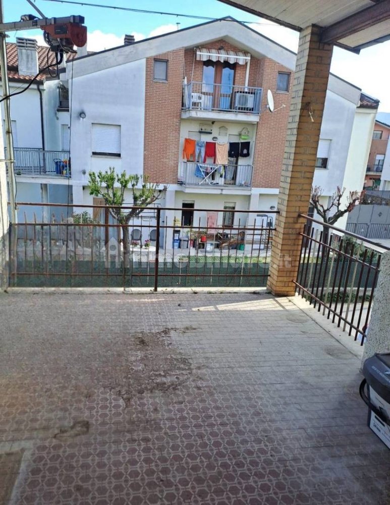 3 bedrooms Apartment in Spoleto, Italy No. 204060