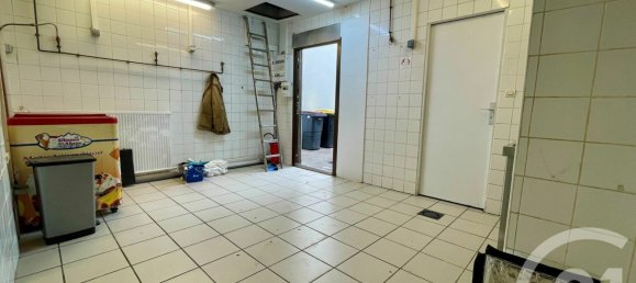 Gewerbliche Immobilie in Eaubonne, France 48m², Nr. 348736 4