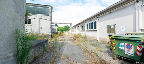 29 rooms Building in San Giorgio Monferrato, Italy No. 287972 21