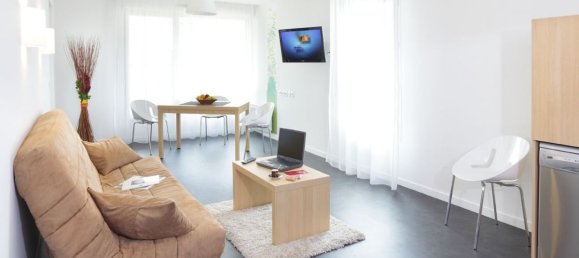 2 rooms Apartment in Tours, France No. 156653 8