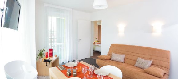 2 rooms Apartment in Tours, France No. 156653 10