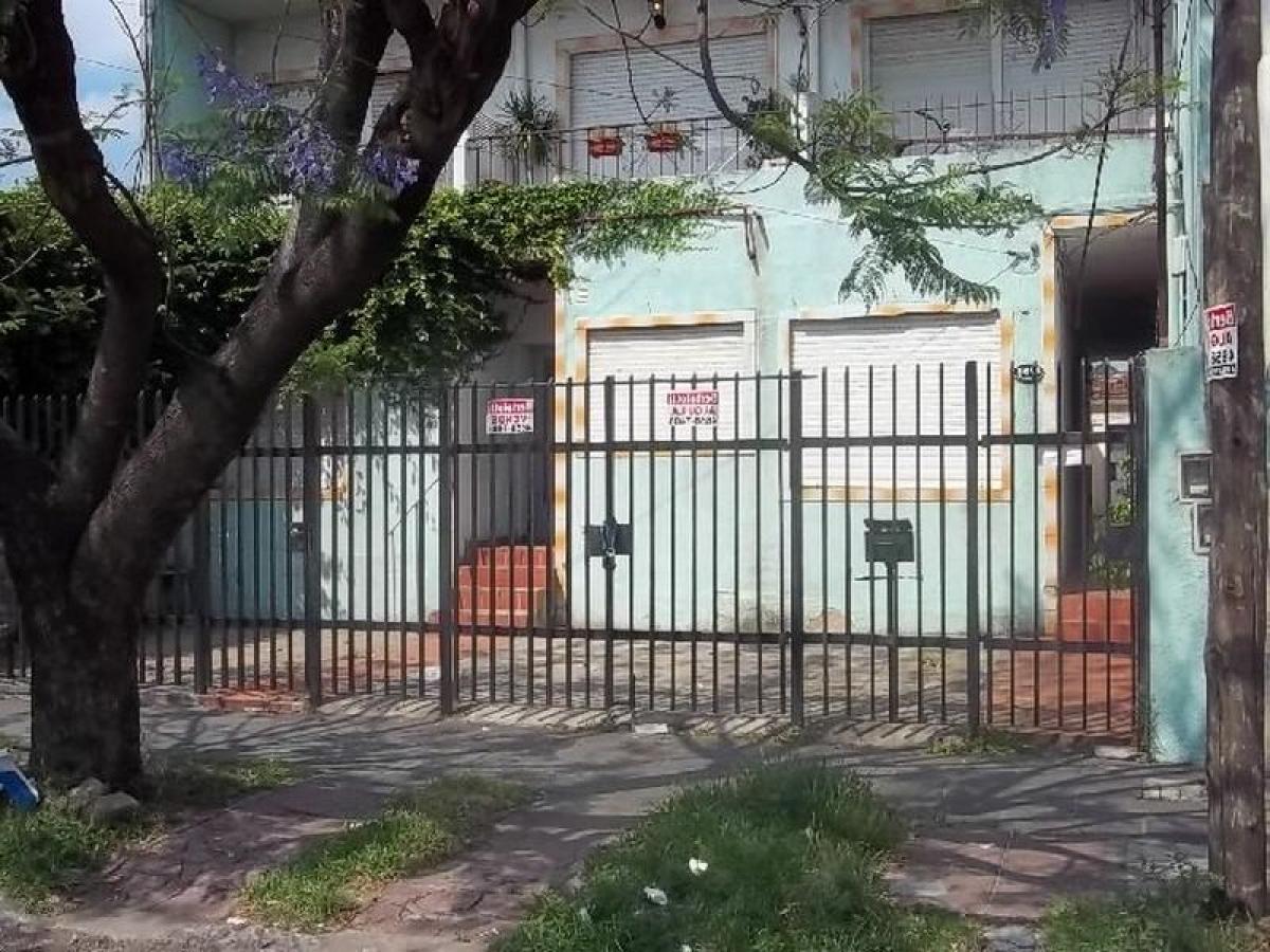 Studio in Bermudez, Argentina No. 8512