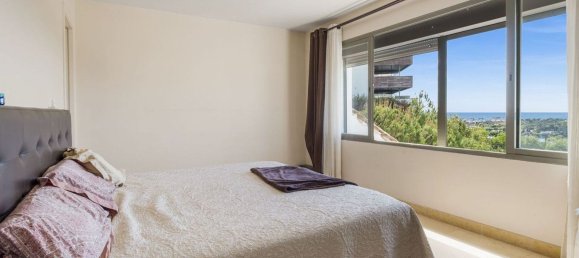 3 bedrooms Penthouse in Malaga, Spain No. 102659 3