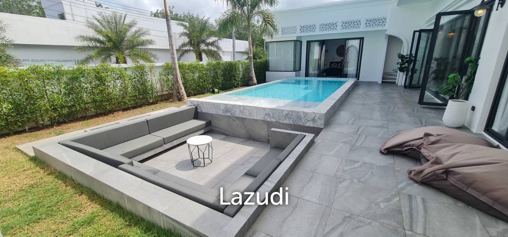 3 bedrooms Villa in Bang Tao, Thailand No. 17420