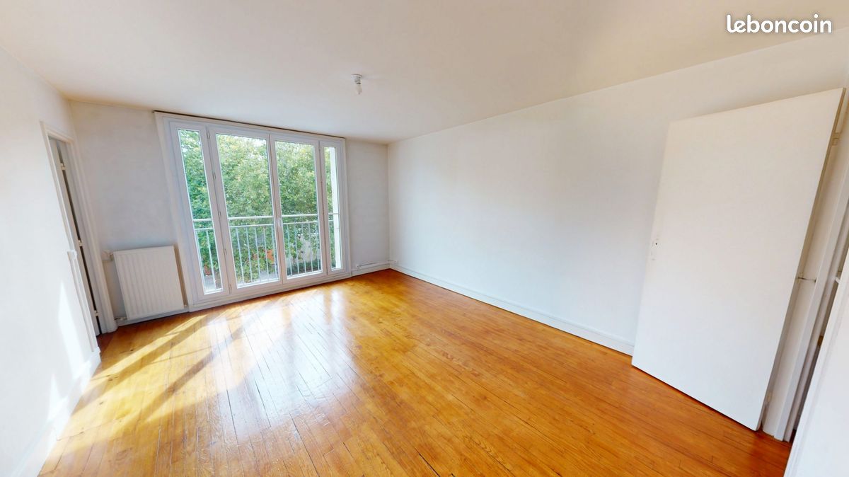 Apartamento de 3 dormitorios en Le Havre, France No. 357577