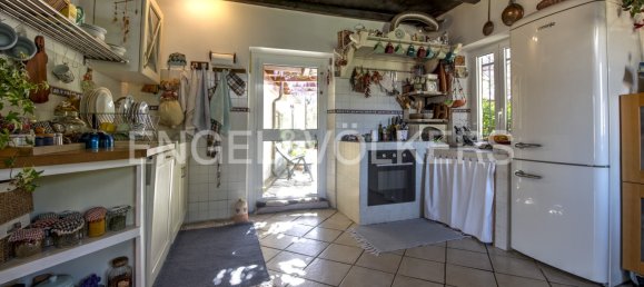 4 غرف نوم منزل في Varese Ligure, Italy رقم 63276 3