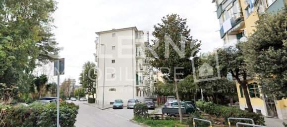 3غرفة شقة في Salerno, Italy رقم 71420 15