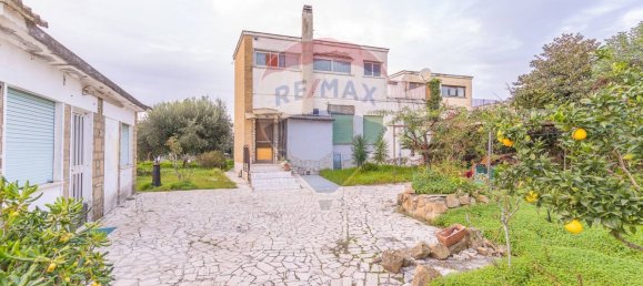 3 غرف نوم فيلا في Ardea, Italy رقم 352694 3