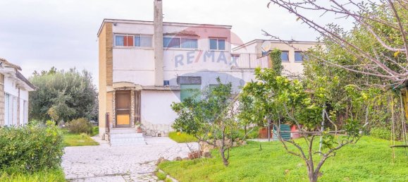 3 غرف نوم فيلا في Ardea, Italy رقم 352694 2