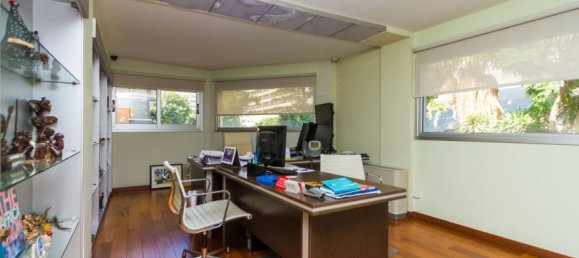 153m² Commercial property in Nicosia, Cyprus No. 12824 5