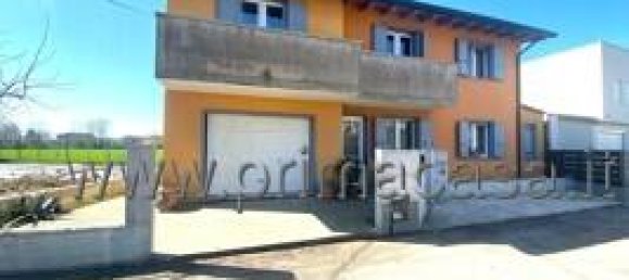 6-salle Maison à Legnago, Italy No. 15302 2