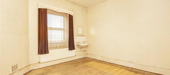 Квартира с 3 спальнями в Уондсуэрт, Великобритания № 7228 2