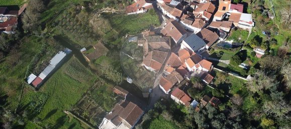 3 Schlafzimmer Haus in Miranda do Corvo, Portugal, Nr. 165956 23