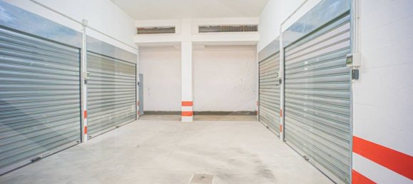 15m² Garage in Bari, Italy No. 31476 17