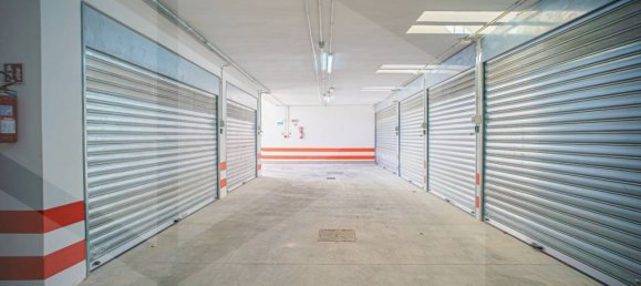 15m² Garage in Bari, Italy No. 31476 15