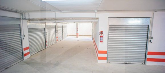 15m² Garage in Bari, Italy No. 31476 2