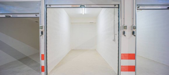 15m² Garage in Bari, Italy No. 31476 42