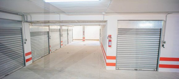 15m² Garage in Bari, Italy No. 31476 3
