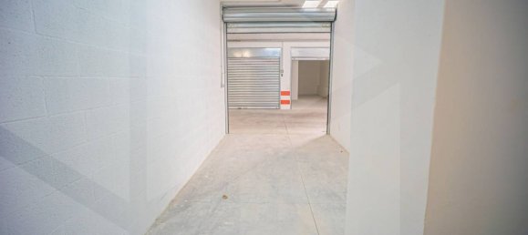 15m² Garage in Bari, Italy No. 31476 23