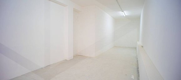 15m² Garage in Bari, Italy No. 31476 27