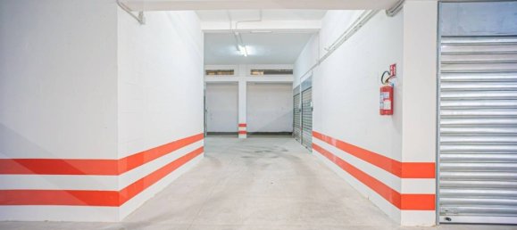 15m² Garage in Bari, Italy No. 31476 16