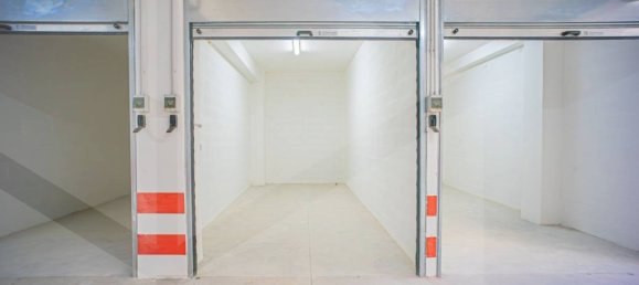 15m² Garage in Bari, Italy No. 31476 40