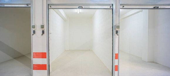 15m² Garage in Bari, Italy No. 31476 39