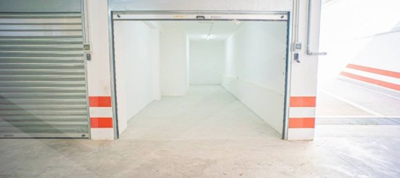 15m² Garage in Bari, Italy No. 31476 25