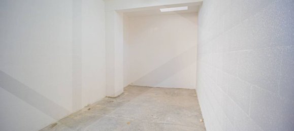 15m² Garage in Bari, Italy No. 31476 32