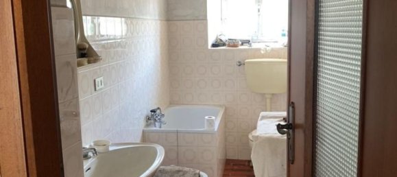 Дом с 10 спальнями в Квинчинетто, Италия № 316705 36