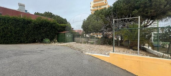 3 bedrooms House in Portimao, Portugal No. 33278 5