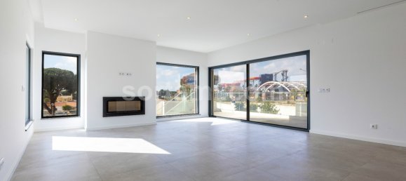 4 bedrooms Villa in Quarteira, Portugal No. 111036 10