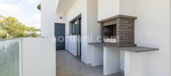 4 bedrooms Villa in Quarteira, Portugal No. 111036 20
